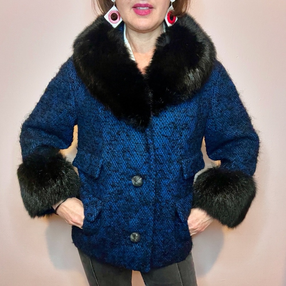 60s Lord & Taylor elegant n classy jacket with fur cuffs and collar Sm-md